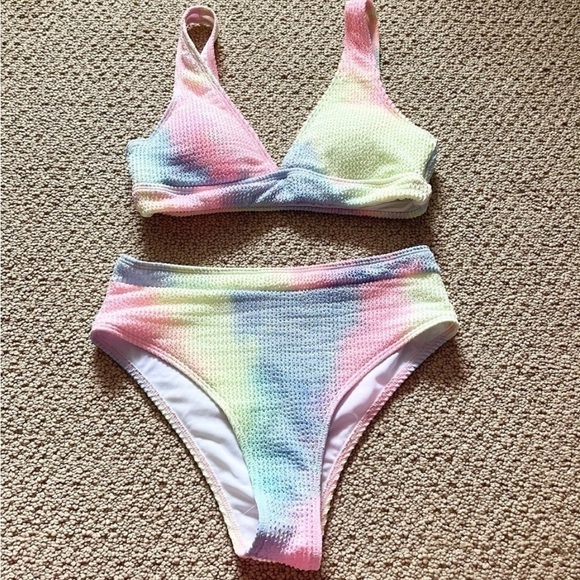 Colorful Tie-Dye Bikini Set - Picture 5 of 6